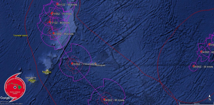 Cliquez sur l'image. On aperçoit la fin de trajetoire prévue de KENANGA sur la droite. Cliquez sur l'image. On aperçoit la fin de trajetoire prévue de KENANGA sur la droite.