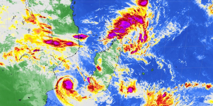 Météosat à 10h: pas mal d'activité convective sur la zone mais qui "évite" soigneusement Maurice et la Réunion.Crédit: R.Maujean, 4Bornes.