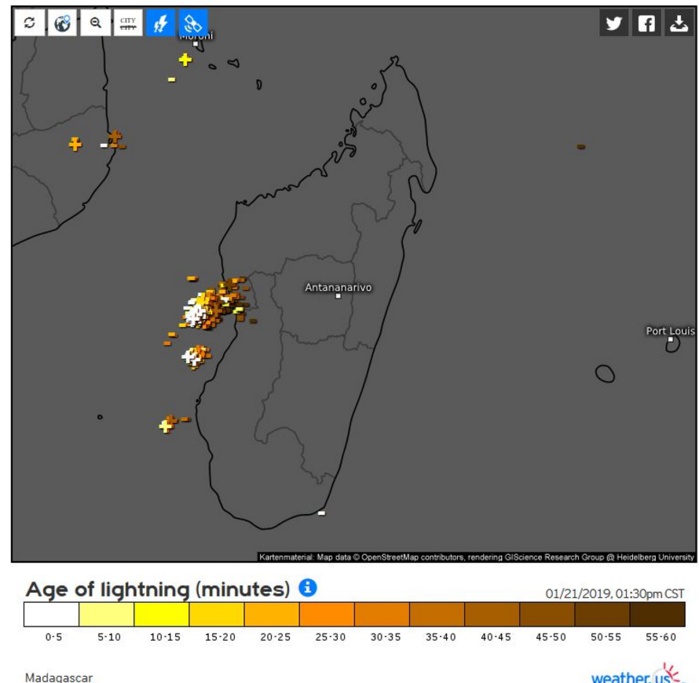 Orages observés au cours de la dernière heure.