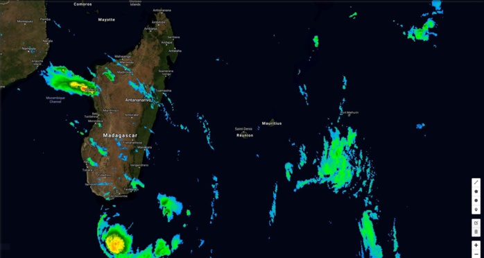 Satellite à 10h. Satellite à 10h.