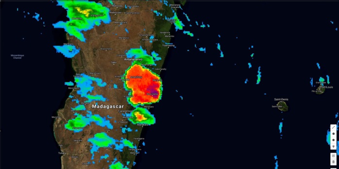 19h heure de Mada. Développent spectaculaire en 2 heures d'une zone pluvio-orageuse intense dans la région de Mahanoro.