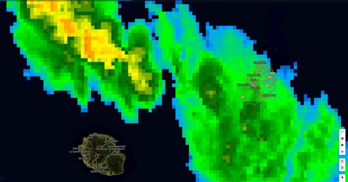 Satellite à 06h. Satellite à 06h.