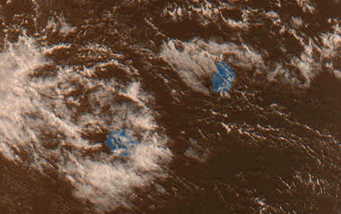 Les Iles Soeurs vues par Meteor M2 à 08h35. Photo sat reçue par J.Gentil à 4Bornes que j'ai travaillée un peu.