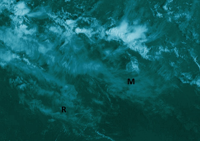 Météosat à 10h. Nombreux nuages élevés dans votre ciel aujourd'hui. Des nuages plus actifs circulent au nord de Maurice. Crédit image: A.Banks, que j'ai "enhanced". Météosat à 10h. Nombreux nuages élevés dans votre ciel aujourd'hui. Des nuages plus actifs circulent au nord de Maurice. Crédit image: A.Banks, que j'ai "enhanced".