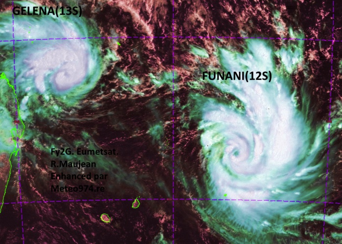 Satellite à 11h: Funani s'intensifie rapidement à un peu plus de 300km de Rodrigues. Satellite à 11h: Funani s'intensifie rapidement à un peu plus de 300km de Rodrigues.