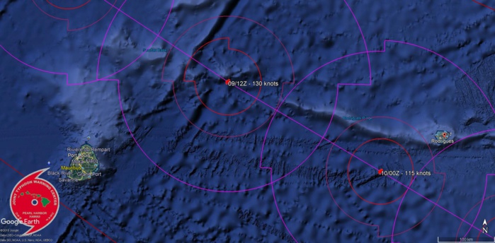JTWC: le cyclone intense est prévu passer à quelques 230km de Maurice et une centaine de km de Rodrigues. JTWC: le cyclone intense est prévu passer à quelques 230km de Maurice et une centaine de km de Rodrigues.