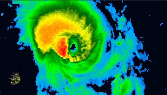Photo satellite de 16h. Photo satellite de 16h.