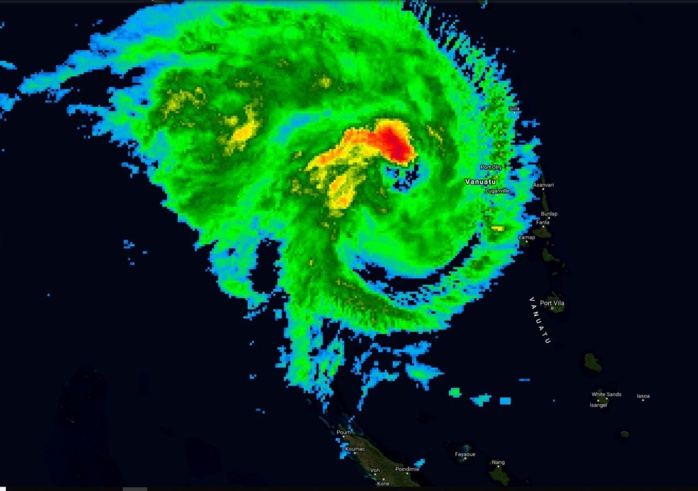 Photo satellite de 08h/Mascareignes, 15h Nouméa. Photo satellite de 08h/Mascareignes, 15h Nouméa.
