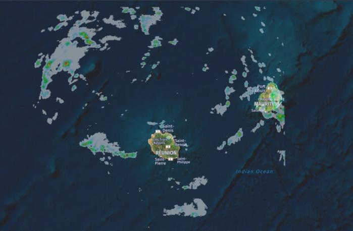 Radars de Météo France Réunion. Instabilité sur les Iles Soeurs notamment en fin de nuit, l'après midi et en soirée. Crédit image: https://www.meteoi.re/