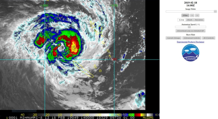 15UTC: OMA(15P): moving southwest and intensifying, approaching the Belep islands 