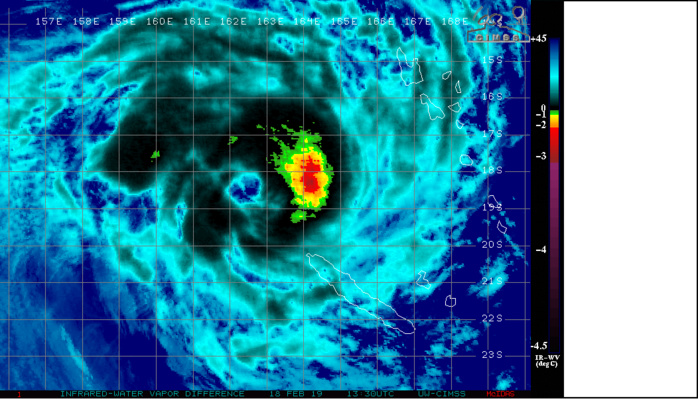 15UTC: OMA(15P): moving southwest and intensifying, approaching the Belep islands 15UTC: OMA(15P): moving southwest and intensifying, approaching the Belep islands