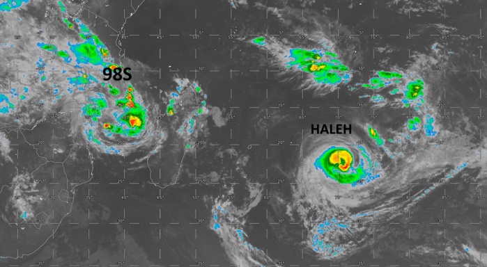 Les deux systèmes capturés par satellite à 07heures. Les deux systèmes capturés par satellite à 07heures.