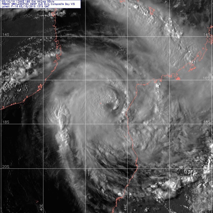 1319UTC DMSP: rapidly improving satellite signature for the last 3 hours. 1319UTC DMSP: rapidly improving satellite signature for the last 3 hours.