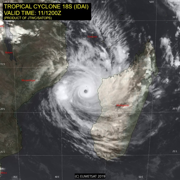 15UTC: IDAI(18S) category 3 US, intensifying to category 4 within 24hours,forecast to bear down on Beira/MOZ in 3 days 15UTC: IDAI(18S) category 3 US, intensifying to category 4 within 24hours,forecast to bear down on Beira/MOZ in 3 days