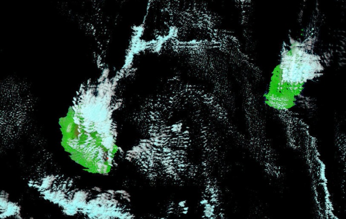 Petit point rouge au niveau du Piton de la Fournaise. Satellite NPP à 14h18.