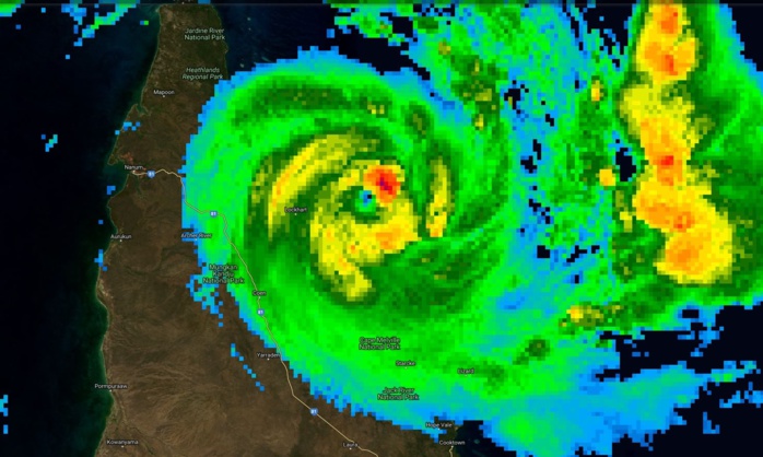 21UTC: TC TREVOR(20P) :extreme rapid intensification, landfall close to Lockhart as a Cat 3 US, rapid intensication expected over the Gulf in 48hours