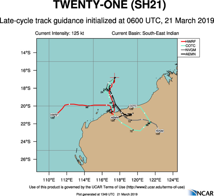 15UTC: South Indian: VERONICA(21S) category 4 US, gradually approaching the Pilbara coast of WA 15UTC: South Indian: VERONICA(21S) category 4 US, gradually approaching the Pilbara coast of WA