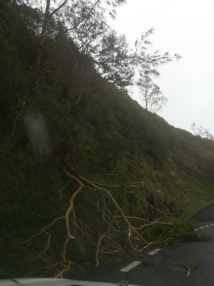 Rodrigues: le cyclone intense JOANINHA s'éloigne, quelques photos sur place ce matin