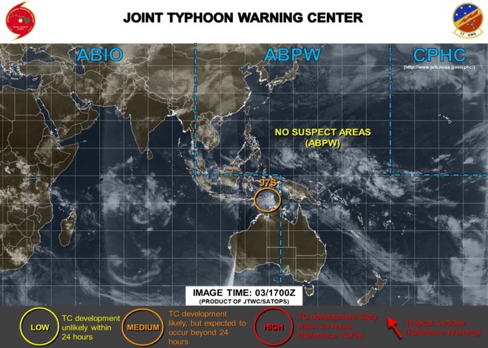 97S est en orange(medium) actuellement mais devrait rapidement passer en rouge(high) ce qui voudra dire que le risque de le voir se développer en dépression tropicale(au minimum) dans les 24heures sera alors jugé élevé.