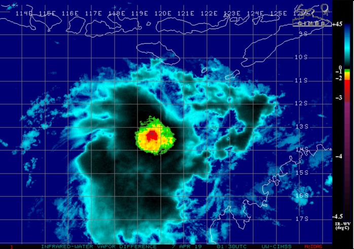 03UTC: TC WALLACE(23S) poorly organized still forecast to intensify slowly next 36/48 hours 03UTC: TC WALLACE(23S) poorly organized still forecast to intensify slowly next 36/48 hours