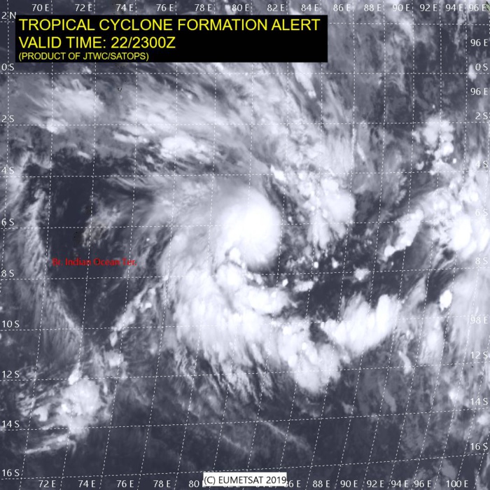 00UTC: South Indian: 90S is likely to intensify next 24hours east of the Chagos 00UTC: South Indian: 90S is likely to intensify next 24hours east of the Chagos