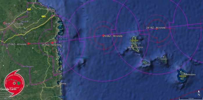 Prévision N2 du Joint Typhoon Warning Center: la dépression pourrait rapidement s'intensifier ces prochaines 48heures passant très près au nord de Grande Comore dans la nuit de Mercredi à Jeudi au stade de cyclone tropical.