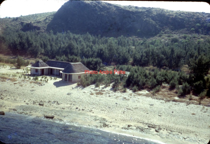 Merveille: nostalgie: photo unique près de Boucan/Réunion, années 1950. Merci à André Pelte