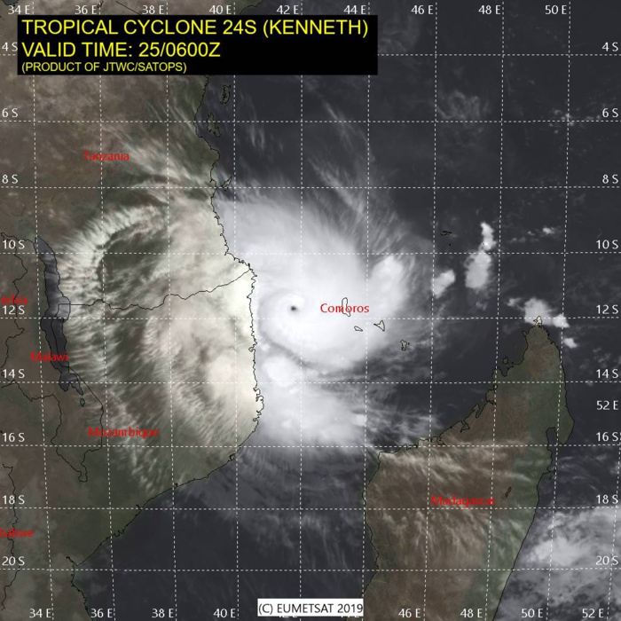 09UTC: TC KENNETH powerful and compact category 4 US, landfall forecast near Ingoane/Mozambique near 25/18UTC 09UTC: TC KENNETH powerful and compact category 4 US, landfall forecast near Ingoane/Mozambique near 25/18UTC