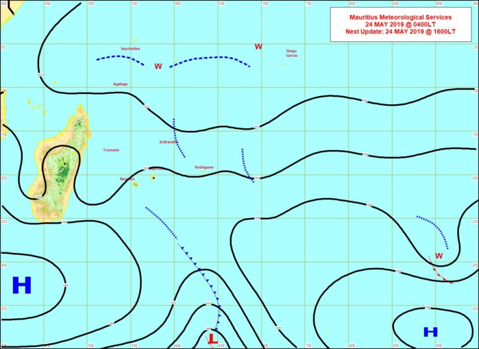 Situation en surface établie à 4 heures ce matin.  Un anticyclone s'approche de notre région par le sud-ouest. MMS/Vacoas.