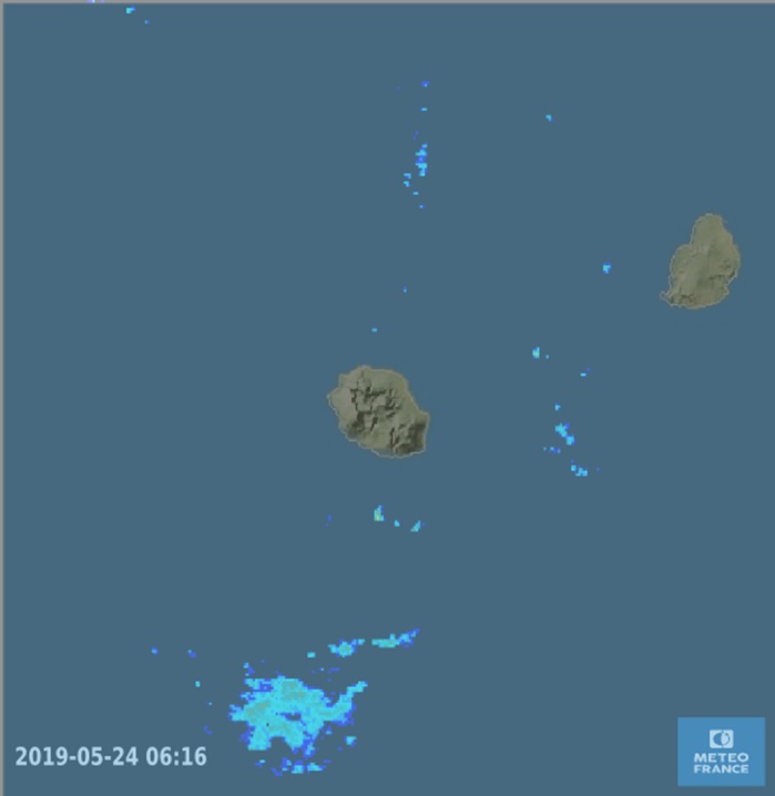 06h15: radars de Météo France. Les pluies potentielles sont bien au sud de la REUNION. 06h15: radars de Météo France. Les pluies potentielles sont bien au sud de la REUNION.