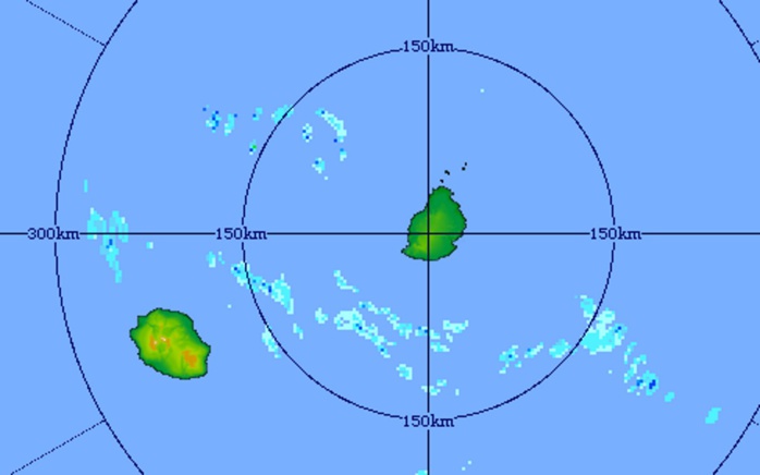 05h51: radar de Trou Aux Cerfs.  Quelques bandes pluvieuses sont au sud de MAURICE et pourront remonter vers l'île ces prochaines heures. Crédit image: MMS