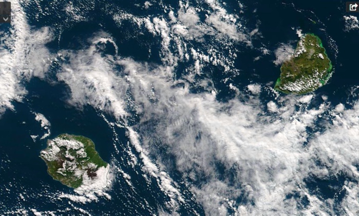 La Réunion et Maurice vues par le satellite Terra à 10h20 ce matin. NASA US