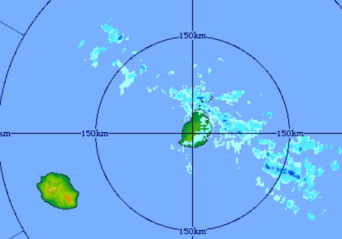 06h11: Image du radar de Trou Aux Cerfs. Progressivement les averses devraient devenir moins fréquentes. Crédit image: MMS