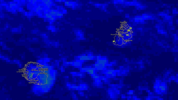 Photo satellite de 4heures ce matin. Moins de nuages que ces derniers jours dans le voisinage de MAURICE