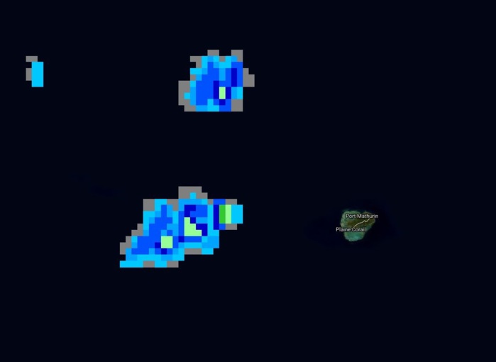 15h45: les analyses satellite montrent toujours des nuages actifs dans le voisinage de RODRIGUES. 15h45: les analyses satellite montrent toujours des nuages actifs dans le voisinage de RODRIGUES.