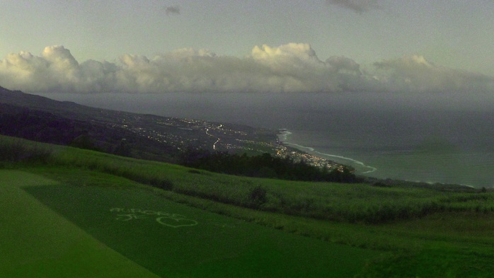 06h30. Webcam des Colimaçons. Le jour se lève sur Saint Leu. Météo Réunion.
