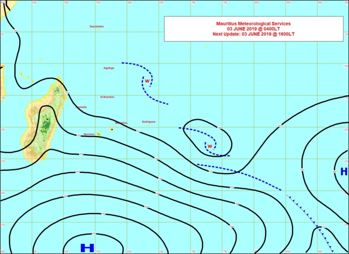 Analyse de la situation en surface à 4heures ce matin. L'anticylone(H) influence le temps sur notre région. Eléments marquants: vent et houle. MMS Analyse de la situation en surface à 4heures ce matin. L'anticylone(H) influence le temps sur notre région. Eléments marquants: vent et houle. MMS