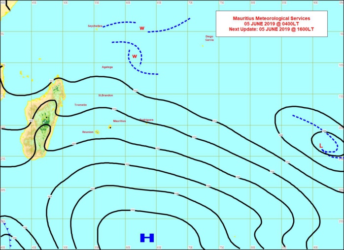Analyse de surface à 4heures ce matin. L'anticylone(H) domine et maintient des alizés soutenus sur la région. Il commence à se décaler lentement vers l'est. MMS Analyse de surface à 4heures ce matin. L'anticylone(H) domine et maintient des alizés soutenus sur la région. Il commence à se décaler lentement vers l'est. MMS