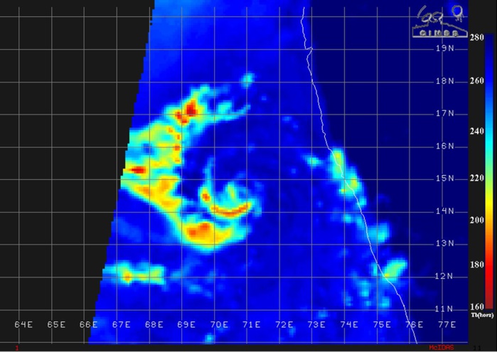 0050UTC: MICROWAVE DEPICTS CLEAR-CUT CENTER 0050UTC: MICROWAVE DEPICTS CLEAR-CUT CENTER