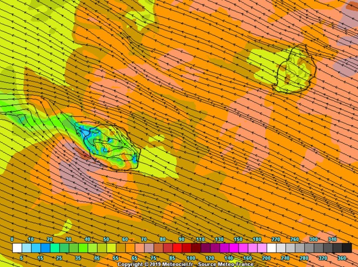 Simulation du modèle Arome pour Jeudi après midi qui montre un alizé vigoureux avec des rafales de 80km/h voire un peu plus dans le voisinage immédiat des Iles Soeurs. METEO FRANCE Simulation du modèle Arome pour Jeudi après midi qui montre un alizé vigoureux avec des rafales de 80km/h voire un peu plus dans le voisinage immédiat des Iles Soeurs. METEO FRANCE