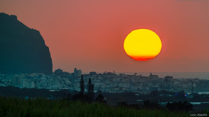 Magnifique coucher de soleil sur Saint Denis 