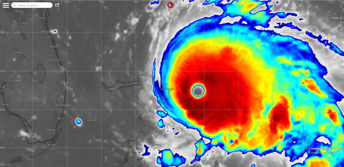 11h30 temps universel: DORIAN impressionnant s'approche dangereusement des BAHAMAS.