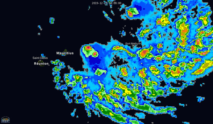 05S(CALVINIA) forecast to peak near 50knots South-East of Mauritius