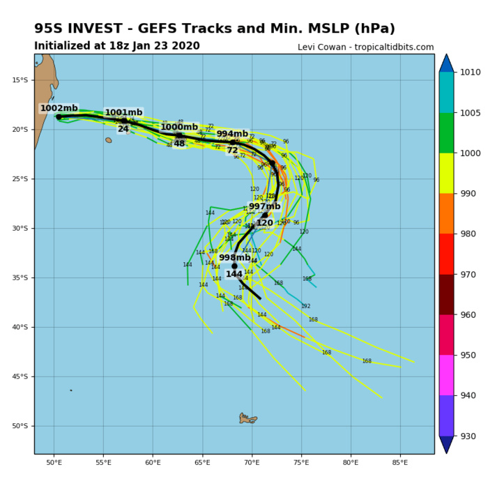 South Indian: 95S east of Madagascar: Tropical Cyclone Formation Alert, update at 00UTC South Indian: 95S east of Madagascar: Tropical Cyclone Formation Alert, update at 00UTC