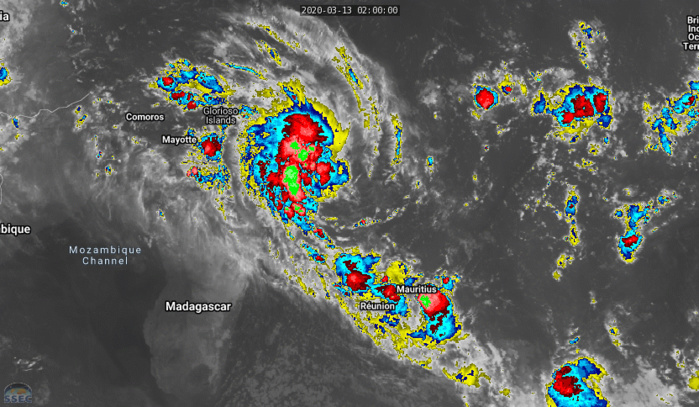 South Indian: Invest 91S is now TC 22S: forecast to intensify to CAT 2 US within 72h 