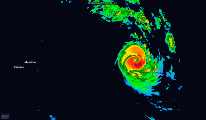 TC 25P(HAROLD) now near Cat 4, approaching Vanuatu.TC 24S(IRONDRO) peaking near Cat 3US