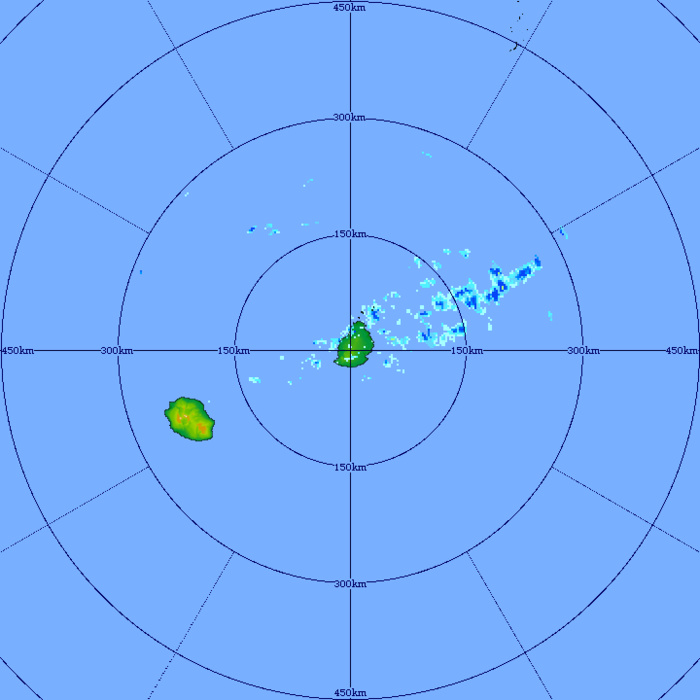 Le radar de TAC/Maurice montre les nuages modérément actifs de la ligne de convergence traversant MAURICE. La RÉUNION est encore à l'écart ce Mardi matin. Le radar de TAC/Maurice montre les nuages modérément actifs de la ligne de convergence traversant MAURICE. La RÉUNION est encore à l'écart ce Mardi matin.
