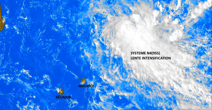 En fin d'après-midi les bandes périphériques de N4/95S sont proches de RODRIGUES. PH. En fin d'après-midi les bandes périphériques de N4/95S sont proches de RODRIGUES. PH.