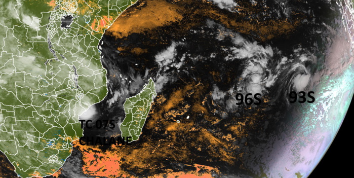 30/02UTC. MET8. EUMETSAT/NOAA. ENHANCED BY PH.