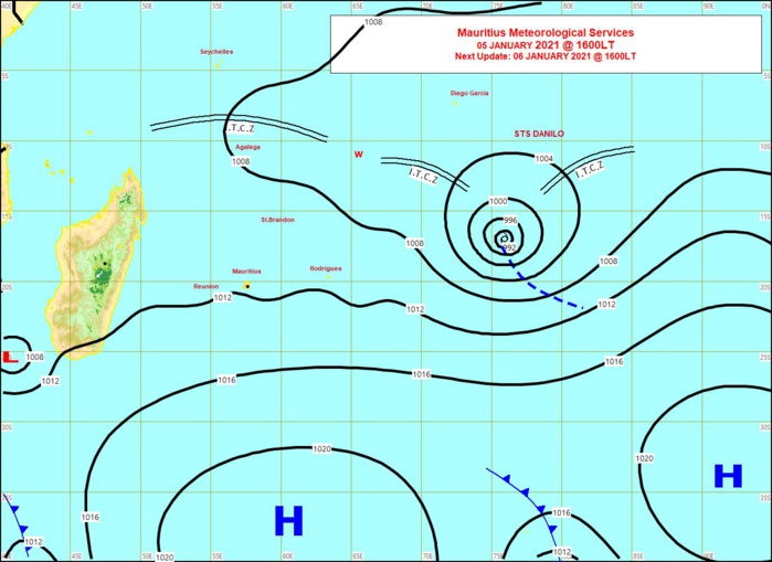Analyse de la situation de surface ce Mardi à 16heures émise par la météo de Maurice. MMS/Vacoas. Analyse de la situation de surface ce Mardi à 16heures émise par la météo de Maurice. MMS/Vacoas.